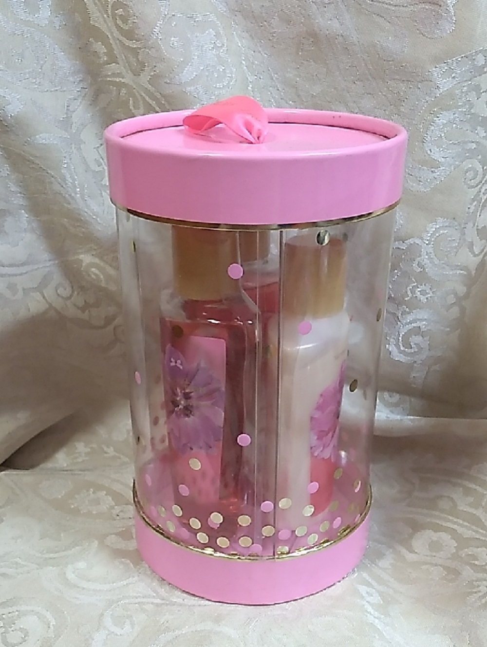 Vintage Victoria Secret Total Attraction Gift Set - Picture 2 of 5